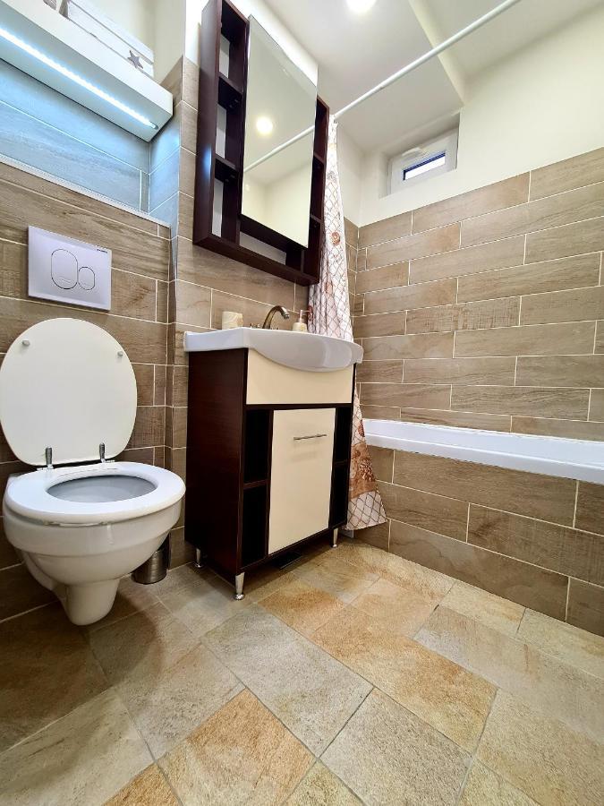 Best Apartment Central Hunedoara Luaran gambar