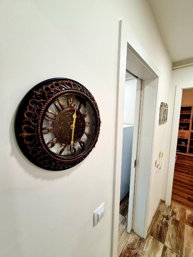 Best Apartment Central Hunedoara Luaran gambar